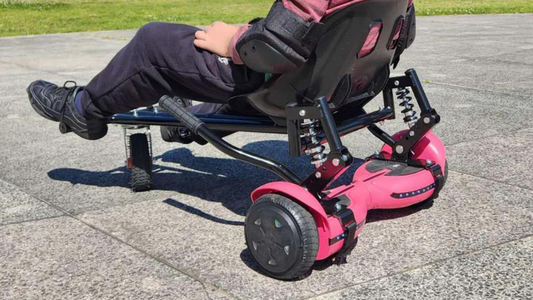 A boy ride on RIDEO Hoverboard Go-Kart A5 Hover kart Attachment Universe Suspension Black in backyard Blog image