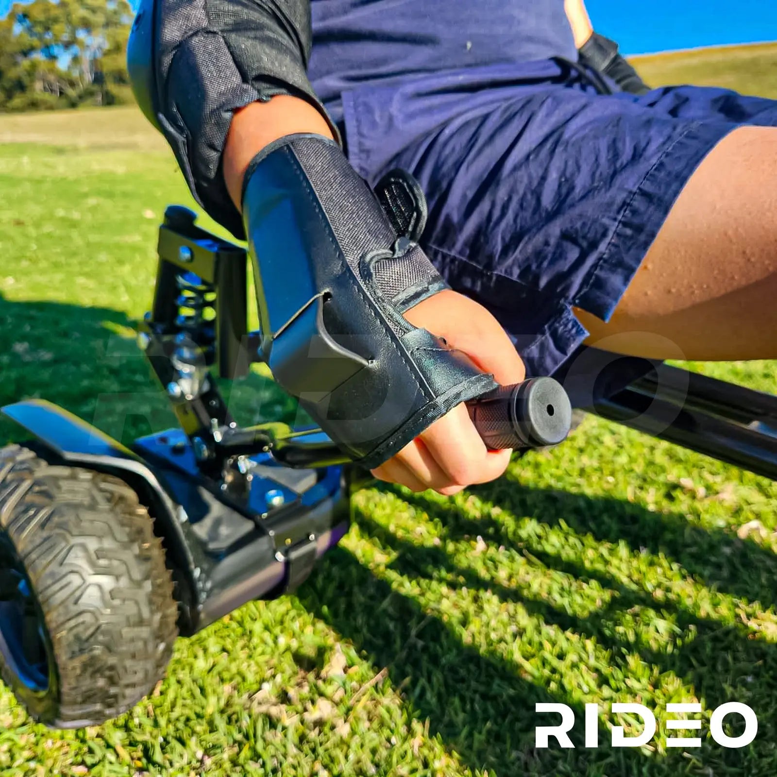 RIDEO Hoverboard Go Kart Universal Adjustable Hoverboard Attachment A5